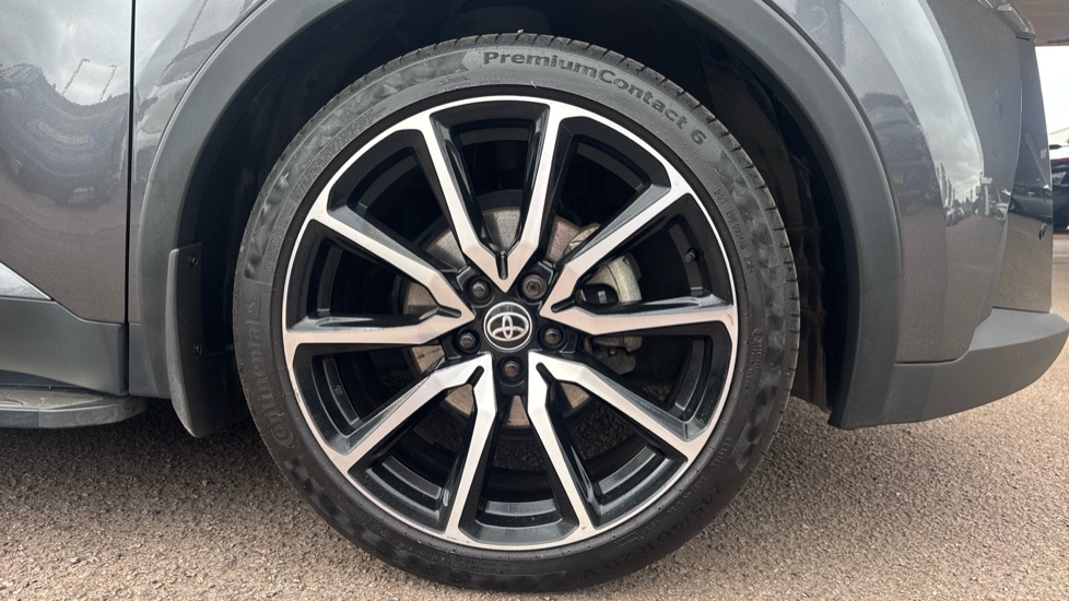 Toyota C-HR 2.0 Hybrid GR Sport 5dr CVT Hybrid Hatchback - Image 25