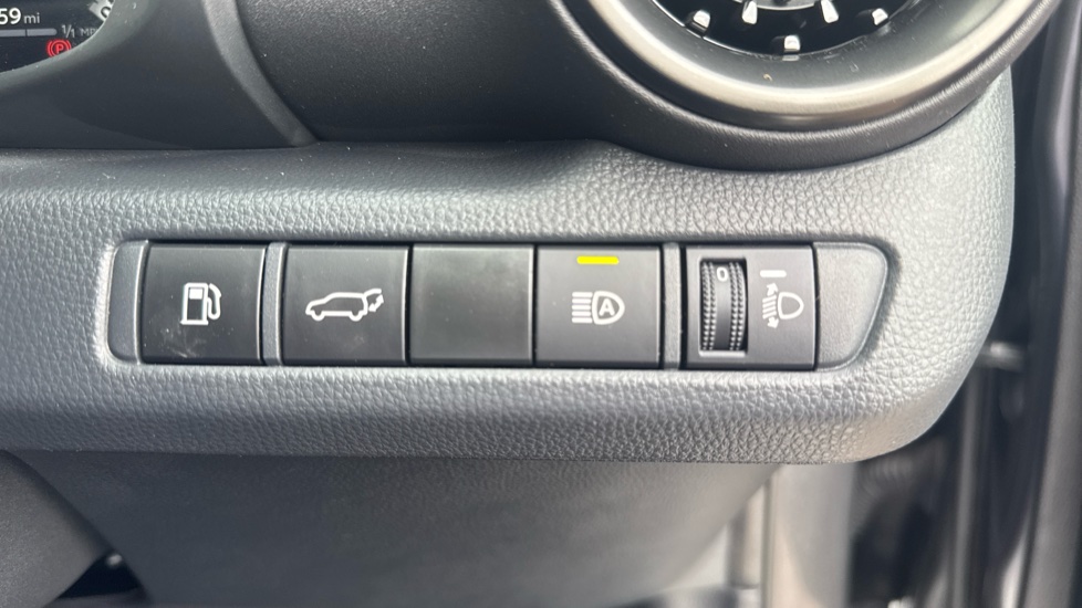 Toyota C-HR 2.0 Hybrid GR Sport 5dr CVT Hybrid Hatchback - Image 35