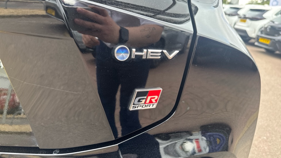 Toyota C-HR 2.0 Hybrid GR Sport 5dr CVT Hybrid Hatchback - Image 37