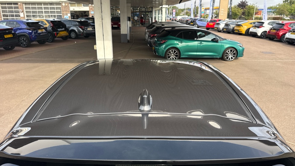 Toyota Yaris 1.5 Hybrid Design 5dr CVT Hybrid Hatchback - Image 29