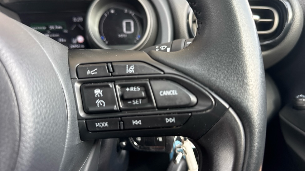 Toyota Yaris 1.5 Hybrid Design 5dr CVT Hybrid Hatchback - Image 31