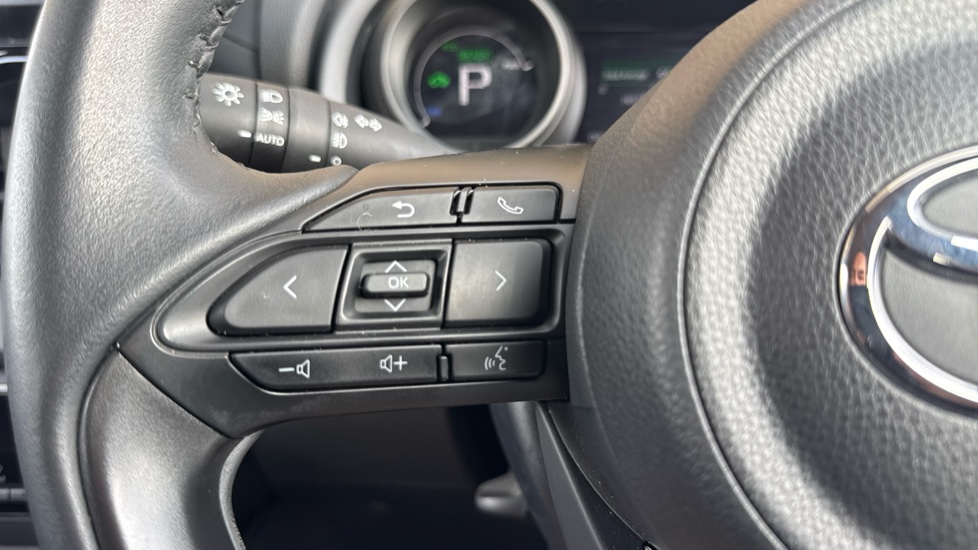 Toyota Yaris 1.5 Hybrid Design 5dr CVT Hybrid Hatchback - Image 39