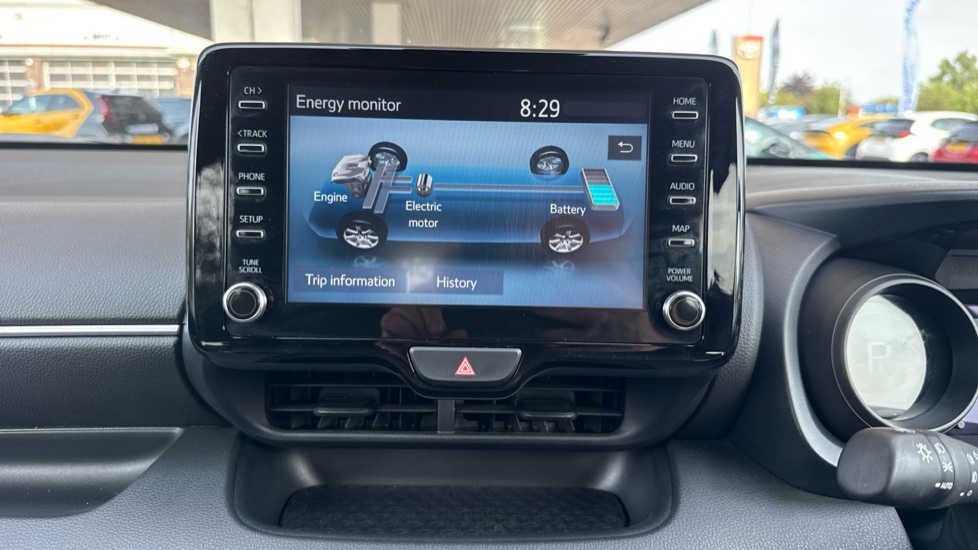 Toyota Yaris 1.5 Hybrid Design 5dr CVT Hybrid Hatchback - Image 41
