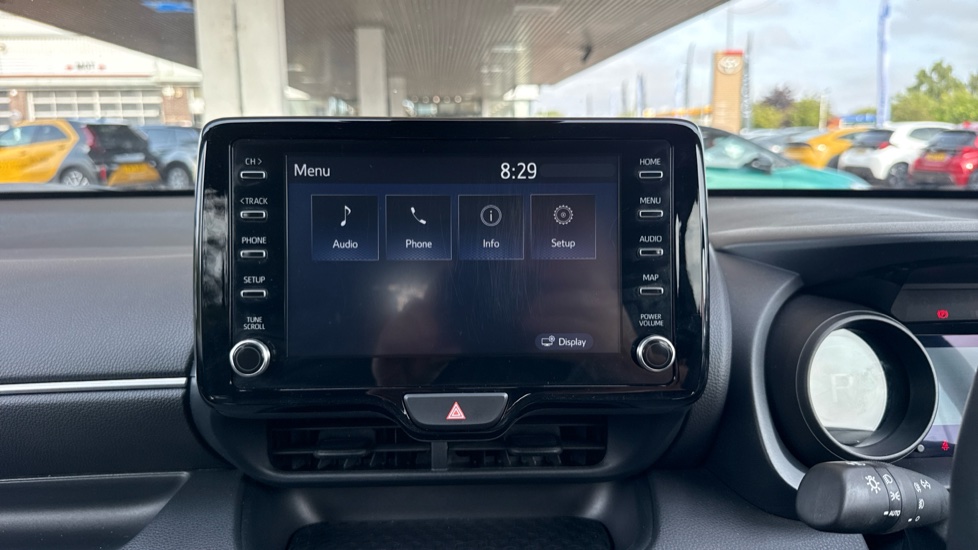 Toyota Yaris 1.5 Hybrid Design 5dr CVT Hybrid Hatchback - Image 42