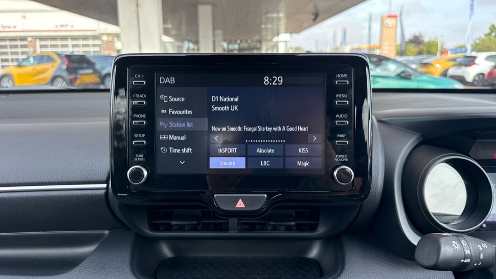 Toyota Yaris 1.5 Hybrid Design 5dr CVT Hybrid Hatchback - Image 43
