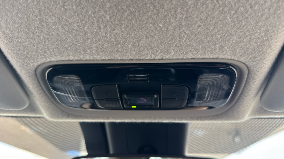 Toyota Yaris 1.5 Hybrid Design 5dr CVT Hybrid Hatchback - Image 45