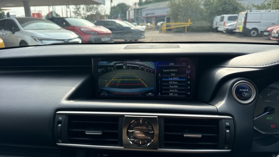 Lexus IS 300h Advance 4dr CVT Auto Hybrid Saloon - Image 36