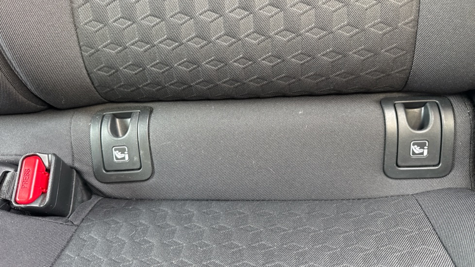 Toyota Yaris 1.5 Hybrid Icon 5dr CVT Hybrid Hatchback - Image 14
