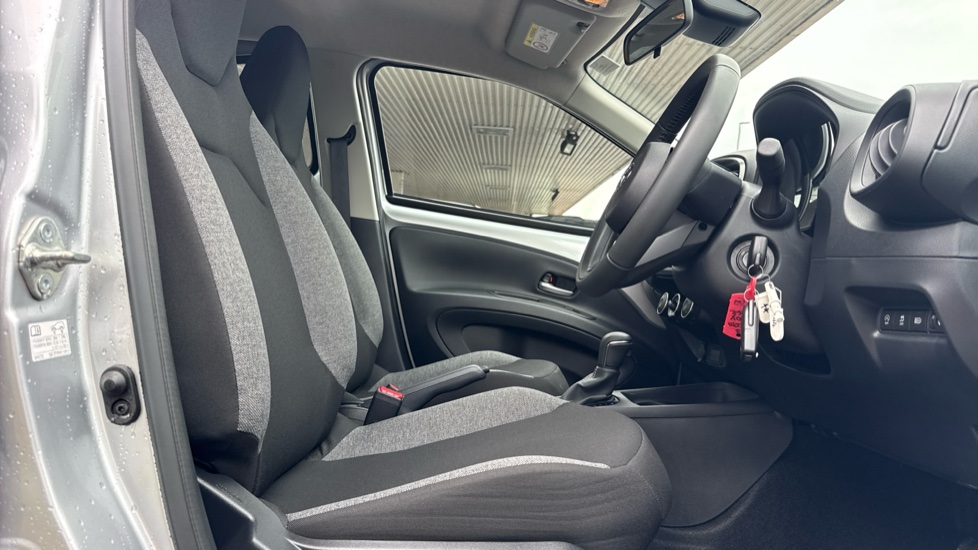 Toyota Aygo X 1.0 VVT-i Pure 5dr Auto Petrol Hatchback - Image 12