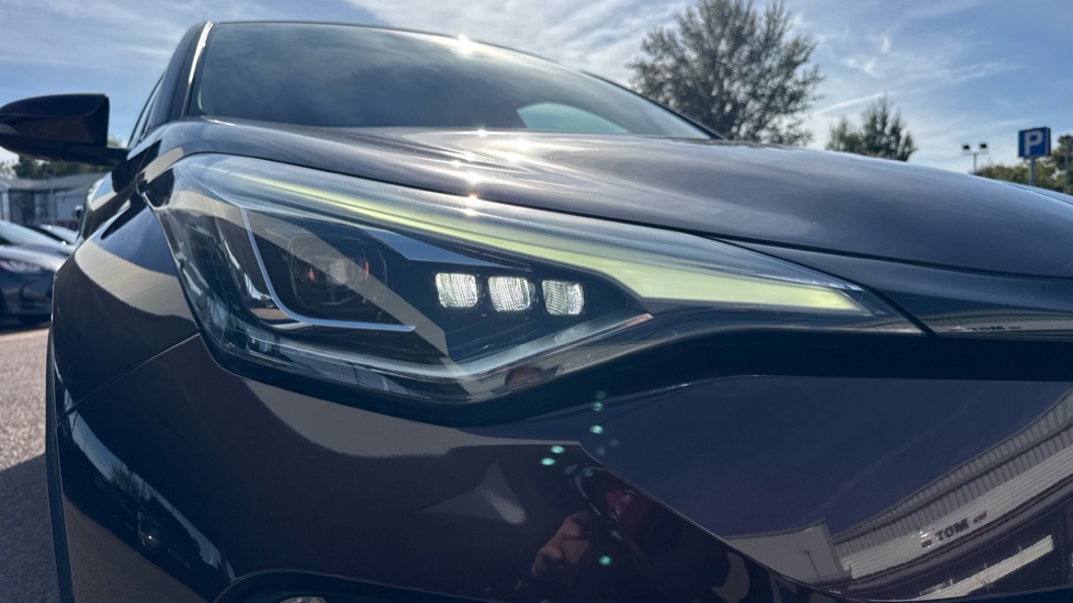Toyota C-HR 1.8 Hybrid Excel 5dr CVT Hybrid Hatchback - Image 20