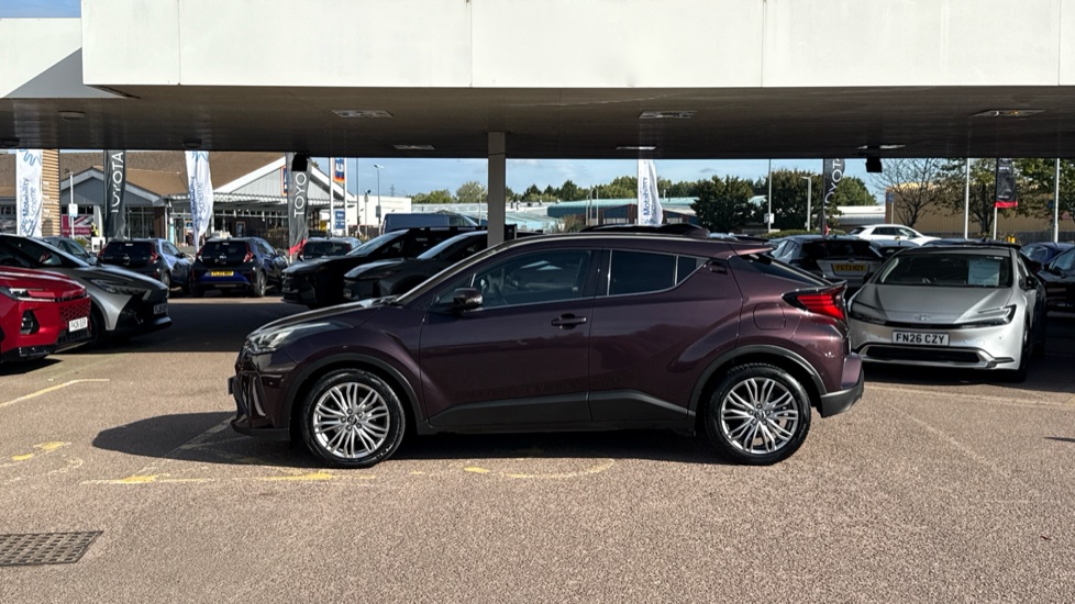 Toyota C-HR 1.8 Hybrid Excel 5dr CVT Hybrid Hatchback - Image 24