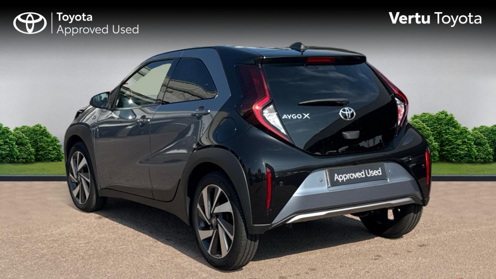 Toyota Aygo X 1.0 VVT-i Exclusive 5dr Petrol Hatchback - Image 4
