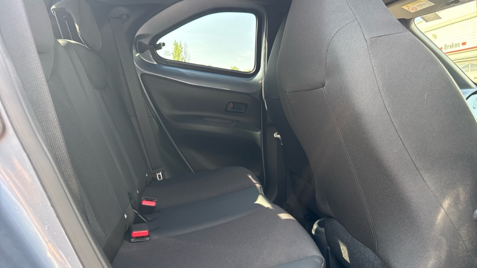 Toyota Aygo X 1.0 VVT-i Exclusive 5dr Petrol Hatchback - Image 8