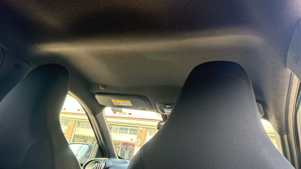 Toyota Aygo X 1.0 VVT-i Exclusive 5dr Petrol Hatchback - Image 19