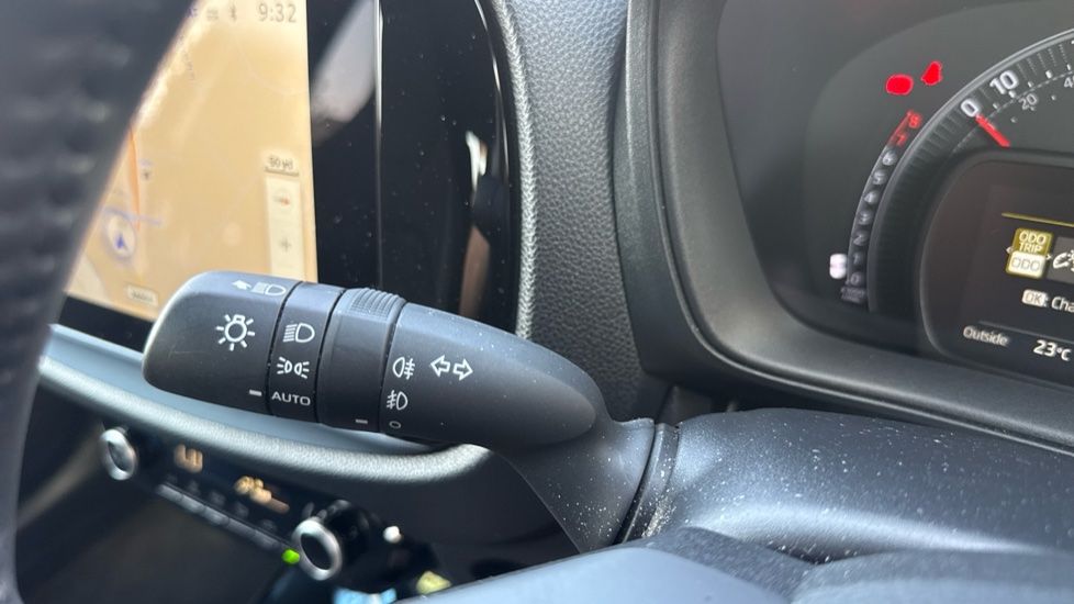 Toyota Aygo X 1.0 VVT-i Exclusive 5dr Petrol Hatchback - Image 33