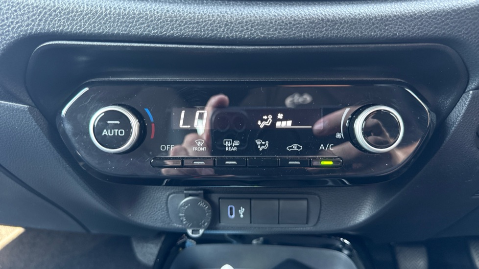 Toyota Aygo X 1.0 VVT-i Exclusive 5dr Petrol Hatchback - Image 35