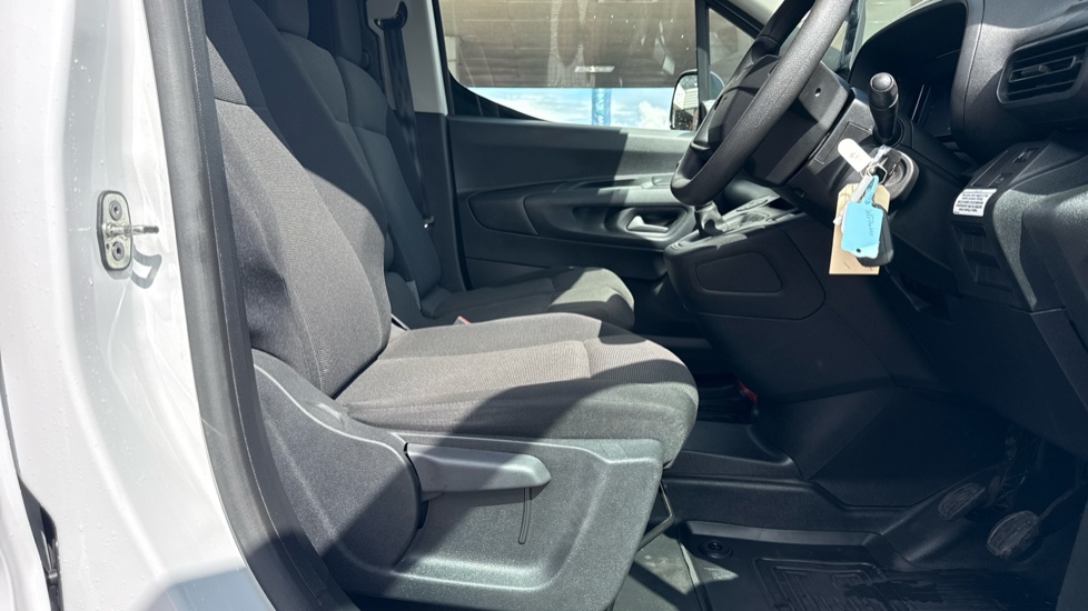 Toyota Proace City L1 Diesel 1.5D 100 Active Van - Image 12