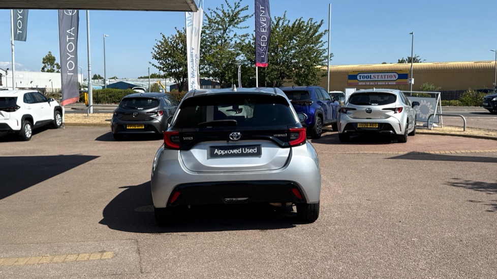 Toyota Yaris 1.5 Hybrid Excel 5dr CVT Hybrid Hatchback - Image 26