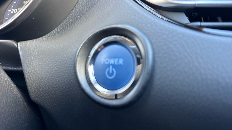 Toyota C-HR 1.8 Hybrid Icon 5dr CVT Hybrid Hatchback - Image 16