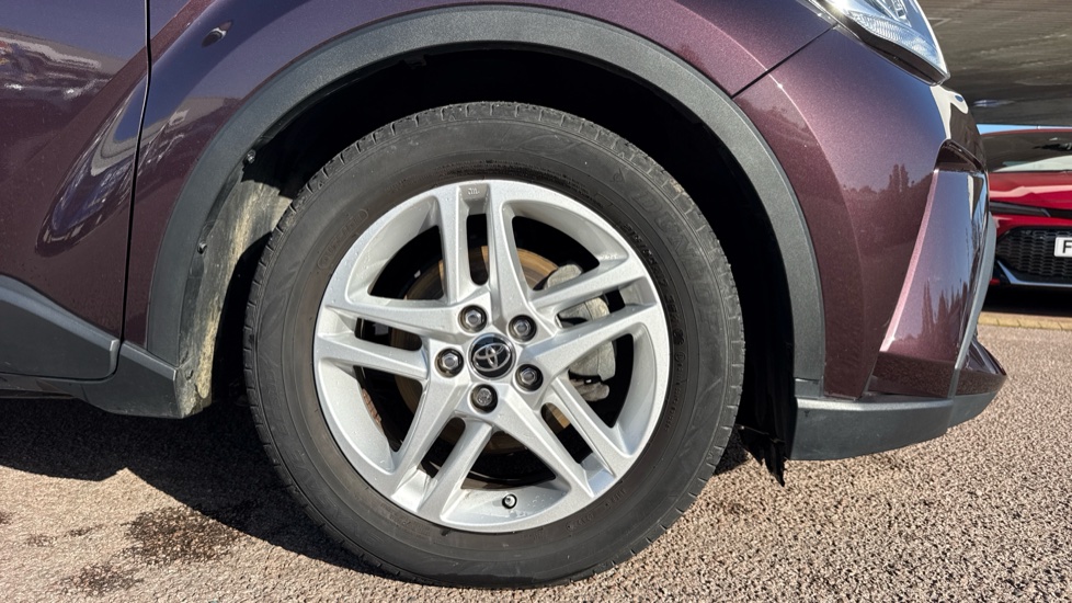 Toyota C-HR 1.8 Hybrid Icon 5dr CVT Hybrid Hatchback - Image 25