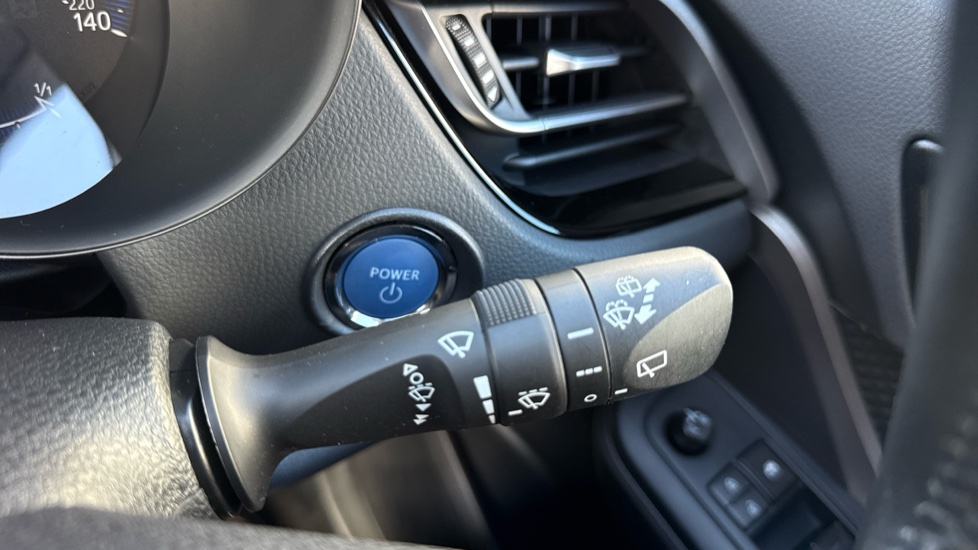 Toyota C-HR 1.8 Hybrid Icon 5dr CVT Hybrid Hatchback - Image 33