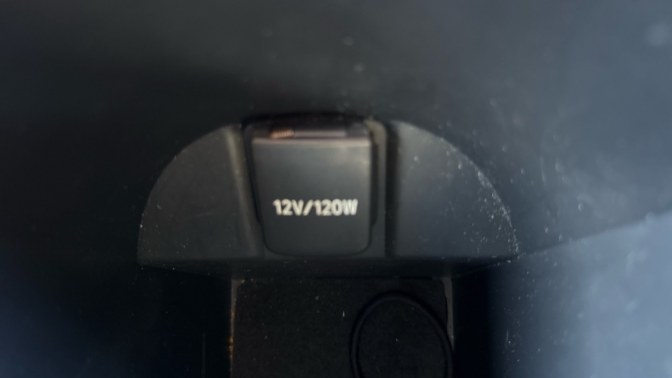 Toyota C-HR 1.8 Hybrid Icon 5dr CVT Hybrid Hatchback - Image 37
