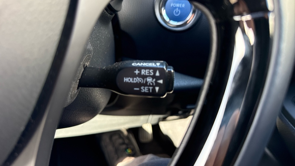 Toyota C-HR 1.8 Hybrid Icon 5dr CVT Hybrid Hatchback - Image 48