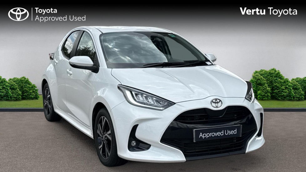Toyota Yaris 1.5 Hybrid Design 5dr CVT Hybrid Hatchback - Image 1