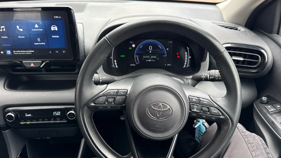 Toyota Yaris 1.5 Hybrid Design 5dr CVT Hybrid Hatchback - Image 10