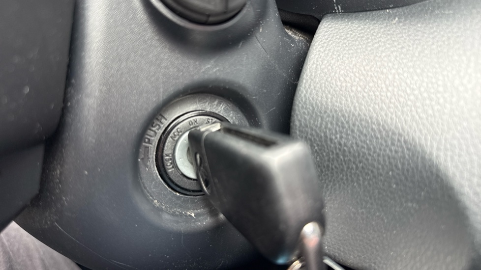 Toyota Yaris 1.5 Hybrid Design 5dr CVT Hybrid Hatchback - Image 16