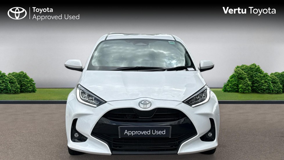 Toyota Yaris 1.5 Hybrid Design 5dr CVT Hybrid Hatchback - Image 22