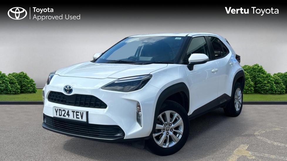 Toyota Yaris Cross 1.5 Hybrid Icon 5dr CVT Hybrid Estate - Image 3