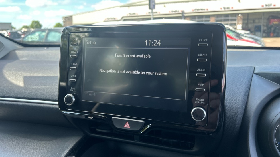 Toyota Yaris Cross 1.5 Hybrid Icon 5dr CVT Hybrid Estate - Image 9