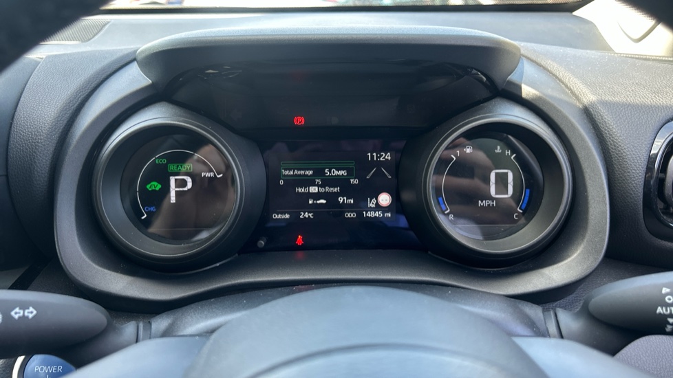 Toyota Yaris Cross 1.5 Hybrid Icon 5dr CVT Hybrid Estate - Image 11