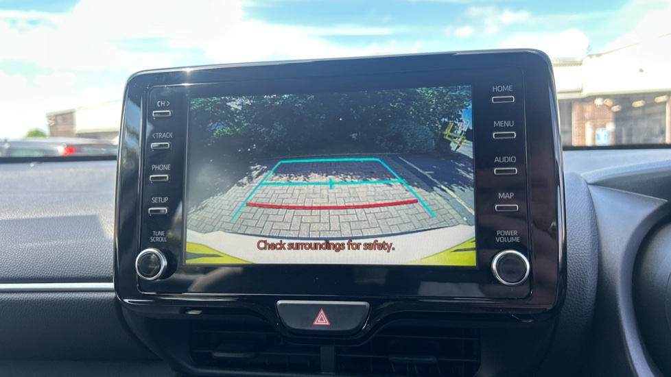 Toyota Yaris Cross 1.5 Hybrid Icon 5dr CVT Hybrid Estate - Image 35