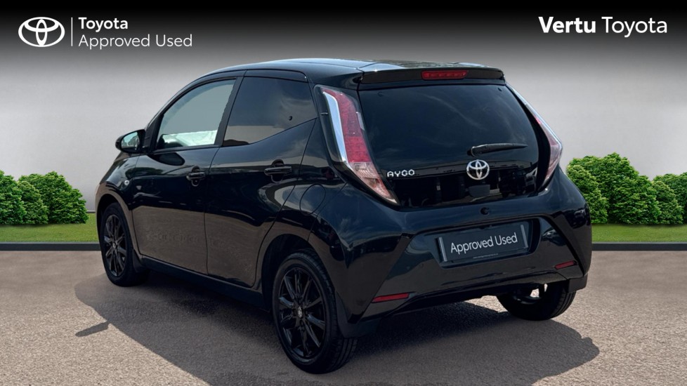 Toyota Aygo 1.0 VVT-i X-Style 5dr Petrol Hatchback - Image 4