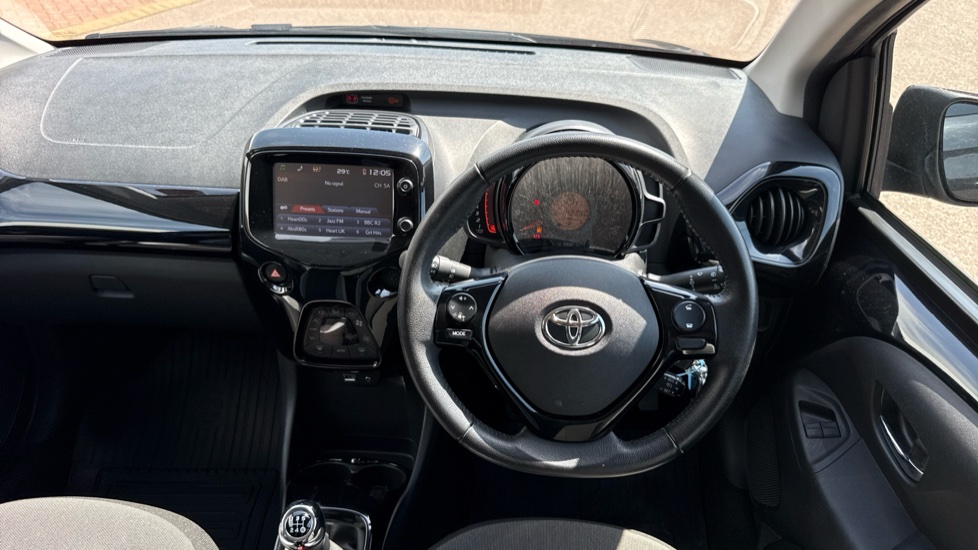 Toyota Aygo 1.0 VVT-i X-Style 5dr Petrol Hatchback - Image 6