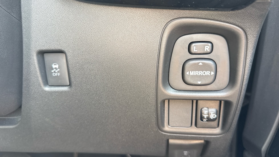Toyota Aygo 1.0 VVT-i X-Style 5dr Petrol Hatchback - Image 46