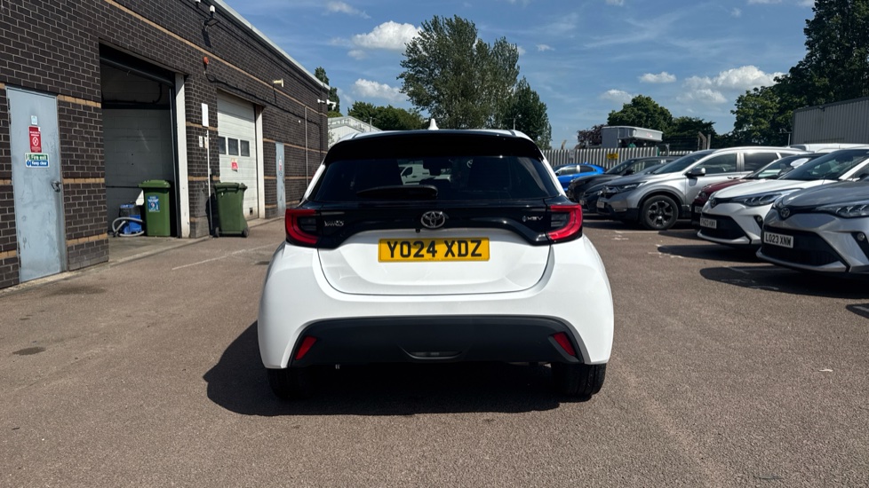Toyota Yaris 1.5 Hybrid Design 5dr CVT Hybrid Hatchback - Image 26