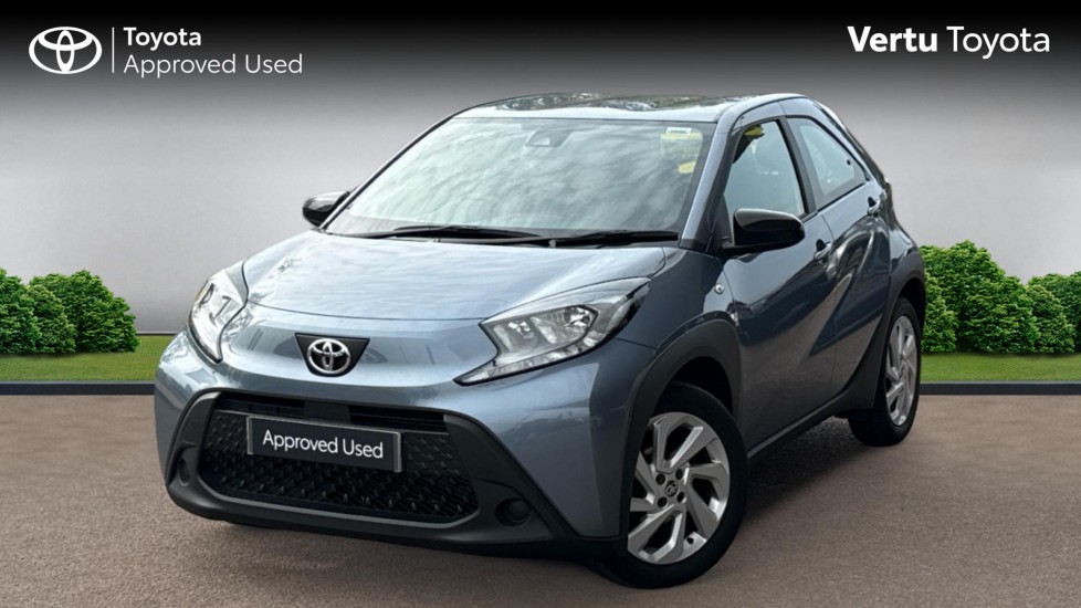 Toyota Aygo X 1.0 VVT-i Pure 5dr Petrol Hatchback - Image 3