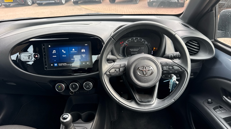 Toyota Aygo X 1.0 VVT-i Pure 5dr Petrol Hatchback - Image 6