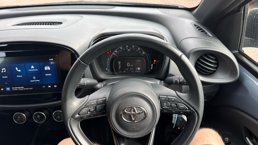 Toyota Aygo X 1.0 VVT-i Pure 5dr Petrol Hatchback - Image 10