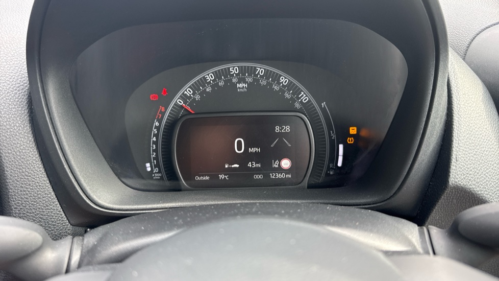 Toyota Aygo X 1.0 VVT-i Pure 5dr Petrol Hatchback - Image 11