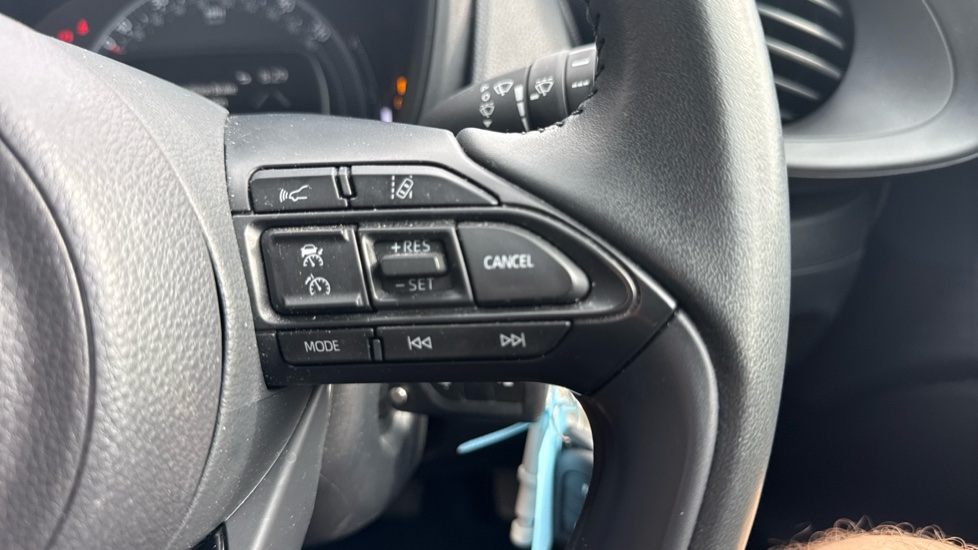 Toyota Aygo X 1.0 VVT-i Pure 5dr Petrol Hatchback - Image 31
