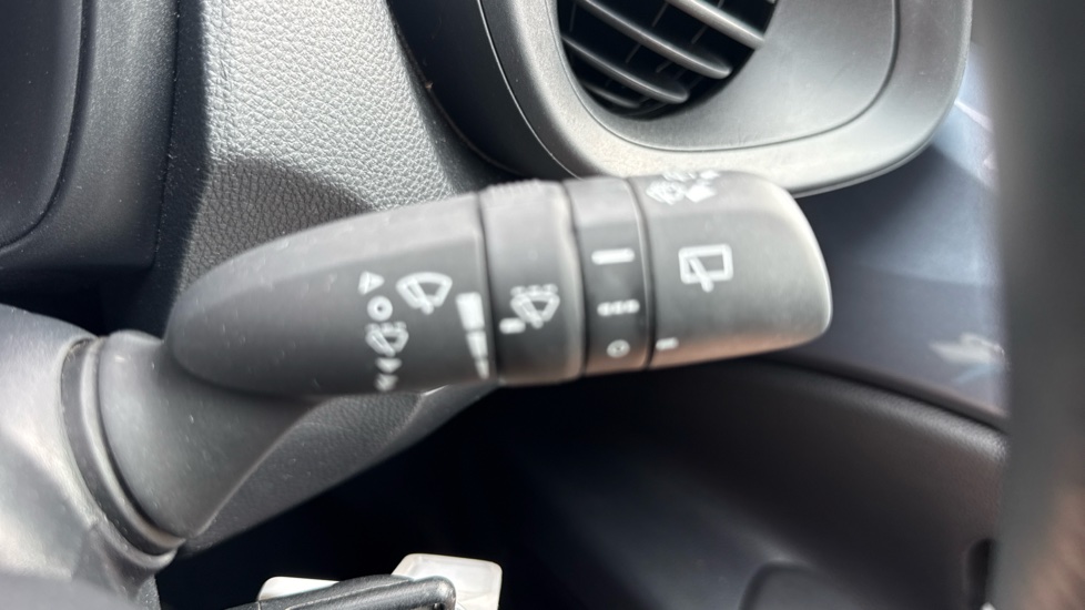 Toyota Aygo X 1.0 VVT-i Pure 5dr Petrol Hatchback - Image 34