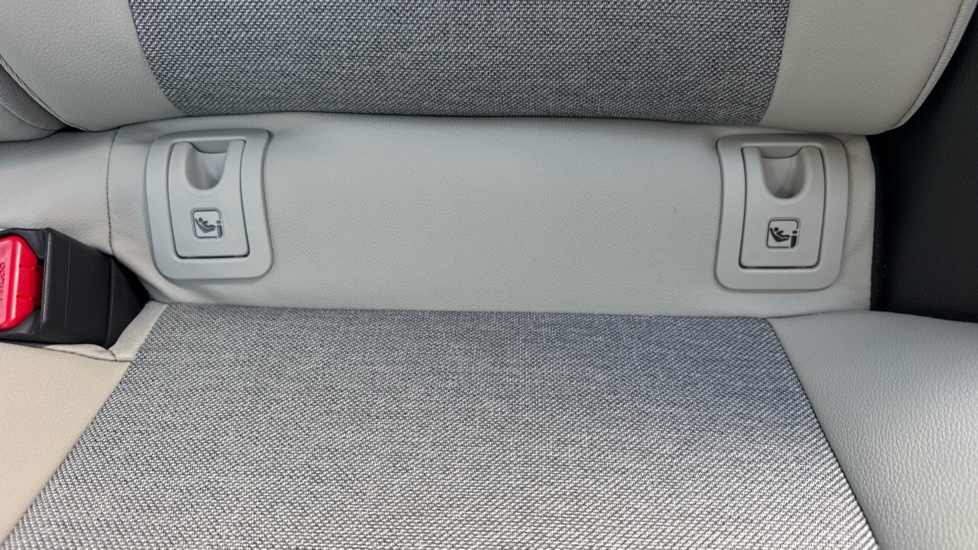 Toyota Yaris 1.5 Hybrid Excel 5dr CVT Hybrid Hatchback - Image 14