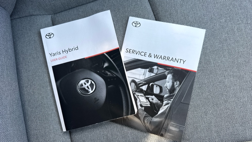 Toyota Yaris 1.5 Hybrid Excel 5dr CVT Hybrid Hatchback - Image 27