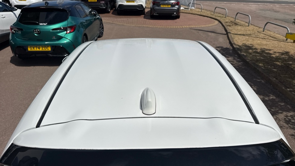 Toyota Yaris 1.5 Hybrid Excel 5dr CVT Hybrid Hatchback - Image 29