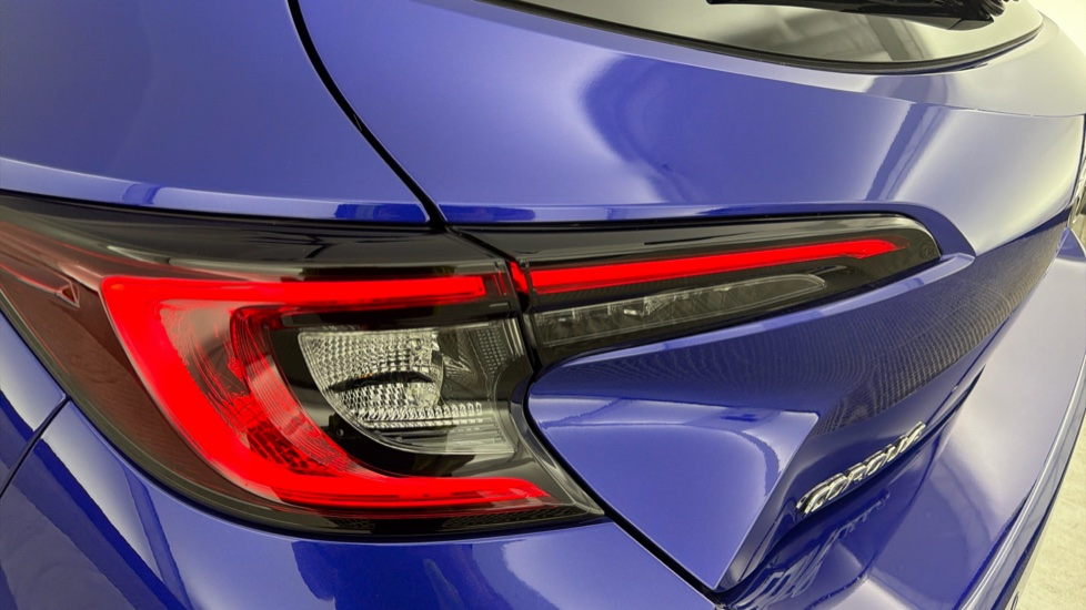 Toyota Corolla 1.8 Hybrid Excel 5dr CVT Hybrid Hatchback - Image 21