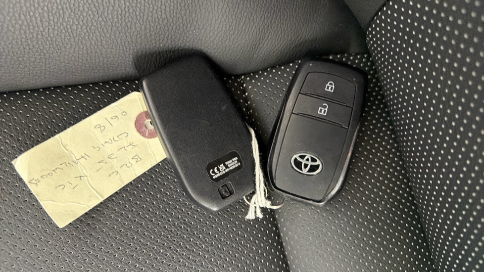 Toyota Corolla 1.8 Hybrid Excel 5dr CVT Hybrid Hatchback - Image 28
